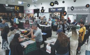 Discos raros de vinil podem chegar a R$ 2.500
